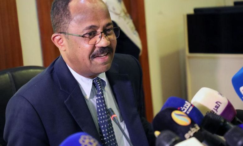 وزير الصحة السوداني اكرم علي التوم