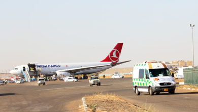 الطائرة التي حملت جثمان الدكتور