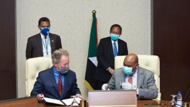 البدوي يوقع اتفاقية مع منظمة الغذاء العالمي