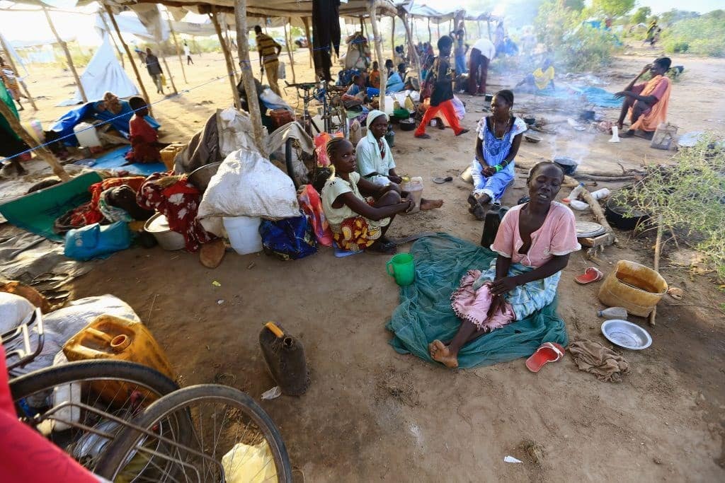 الحكومة السودانية توافق على إيصال المساعدات عبر معبر مع تشاد