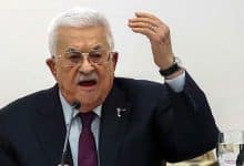 التوجه شرقاً ورفض إملاءات الغرب.. رسائل سياسية وراء حضور عبّاس احتفالات عيد النصر بموسكو